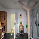Zentrale Wohnung, Haustiere- Und Kinderfreundlich