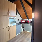 Zentrale Wohnung, Haustiere- Und Kinderfreundlich *