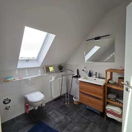 Zentrale Wohnung, Haustiere- Und Kinderfreundlich * Weener