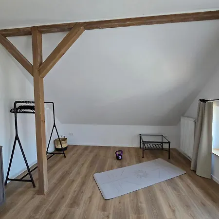 Zentrale Wohnung, Haustiere- Und Kinderfreundlich *