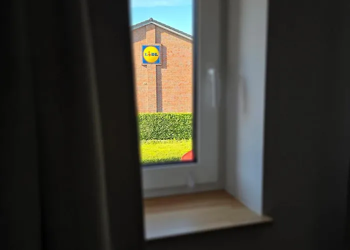 Zentrale Wohnung, Haustiere- Und Kinderfreundlich *