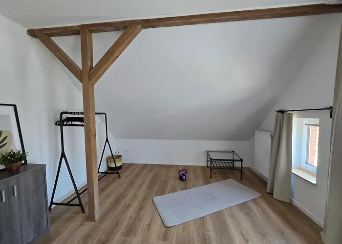 Zentrale Wohnung, Haustiere- Und Kinderfreundlich *