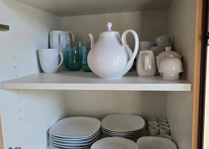 Zentrale Wohnung, Haustiere- Und Kinderfreundlich *