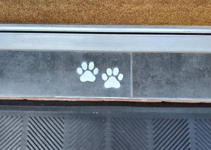 Zentrale Wohnung, Haustiere- Und Kinderfreundlich Apartman